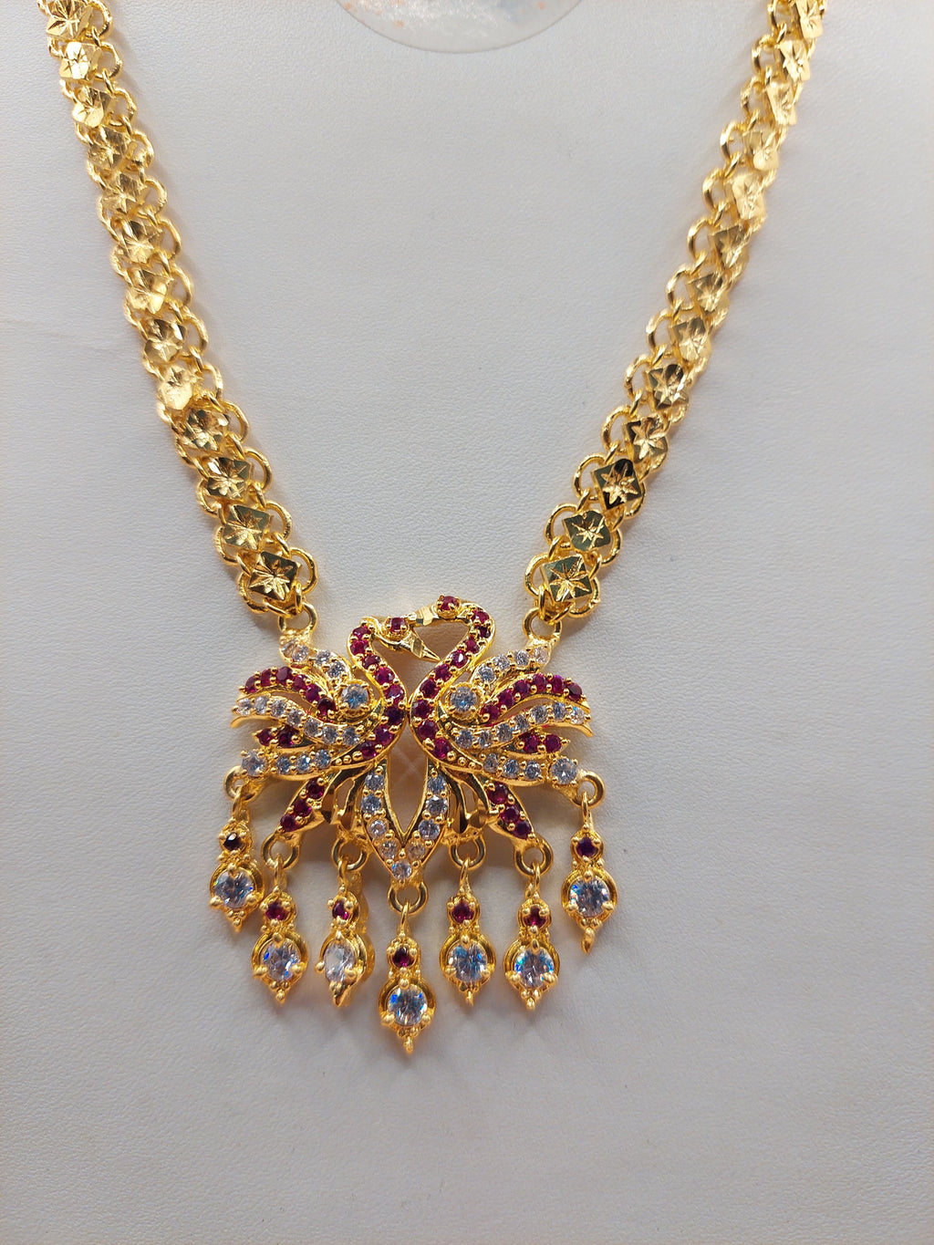 AD code 45. Peacock 24 inches beauty * not 916 gold