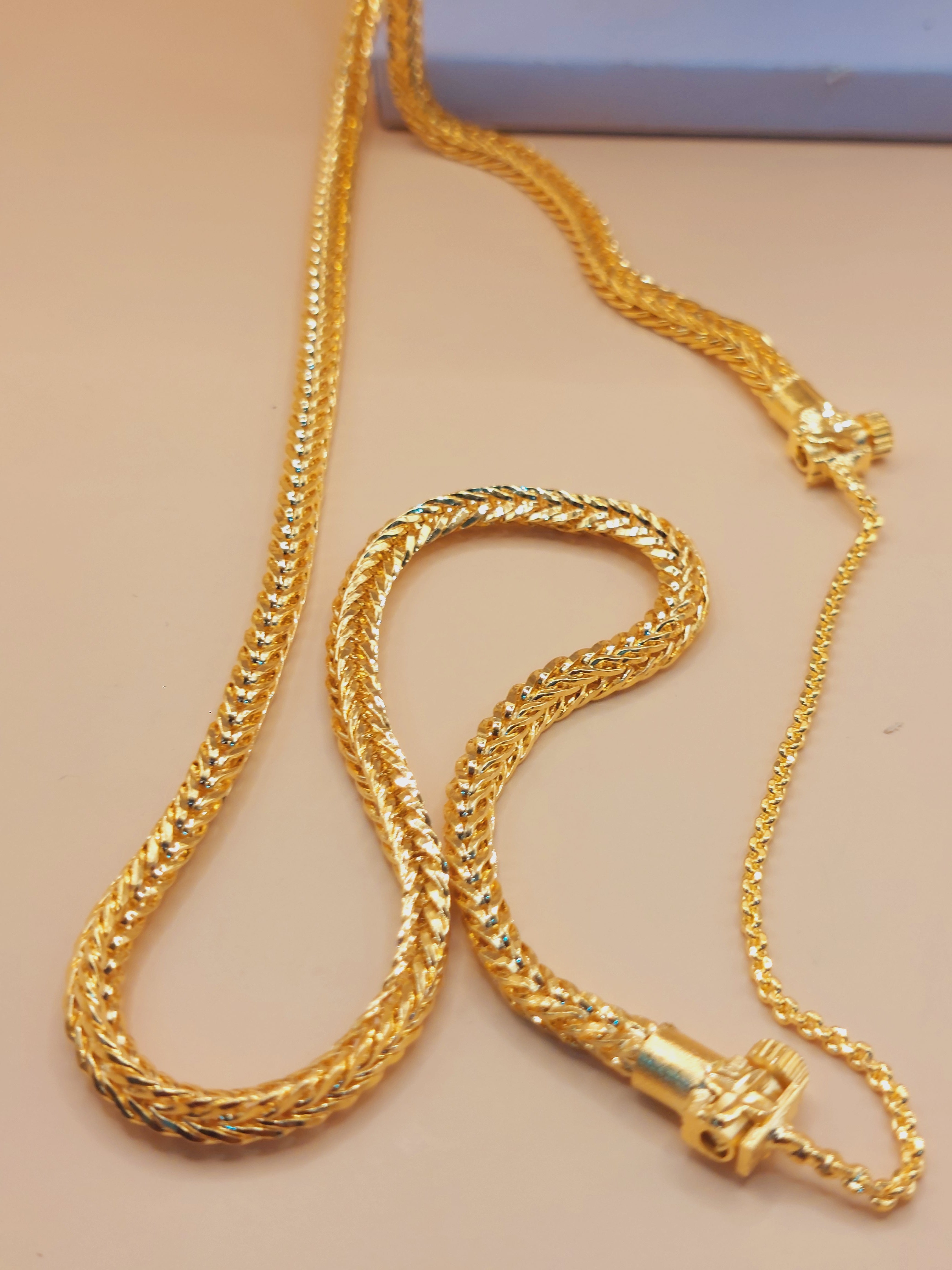 5 pawn thickness box cutting. Function wear type of jewellery. Not suitable for daily wear usage. Code 32