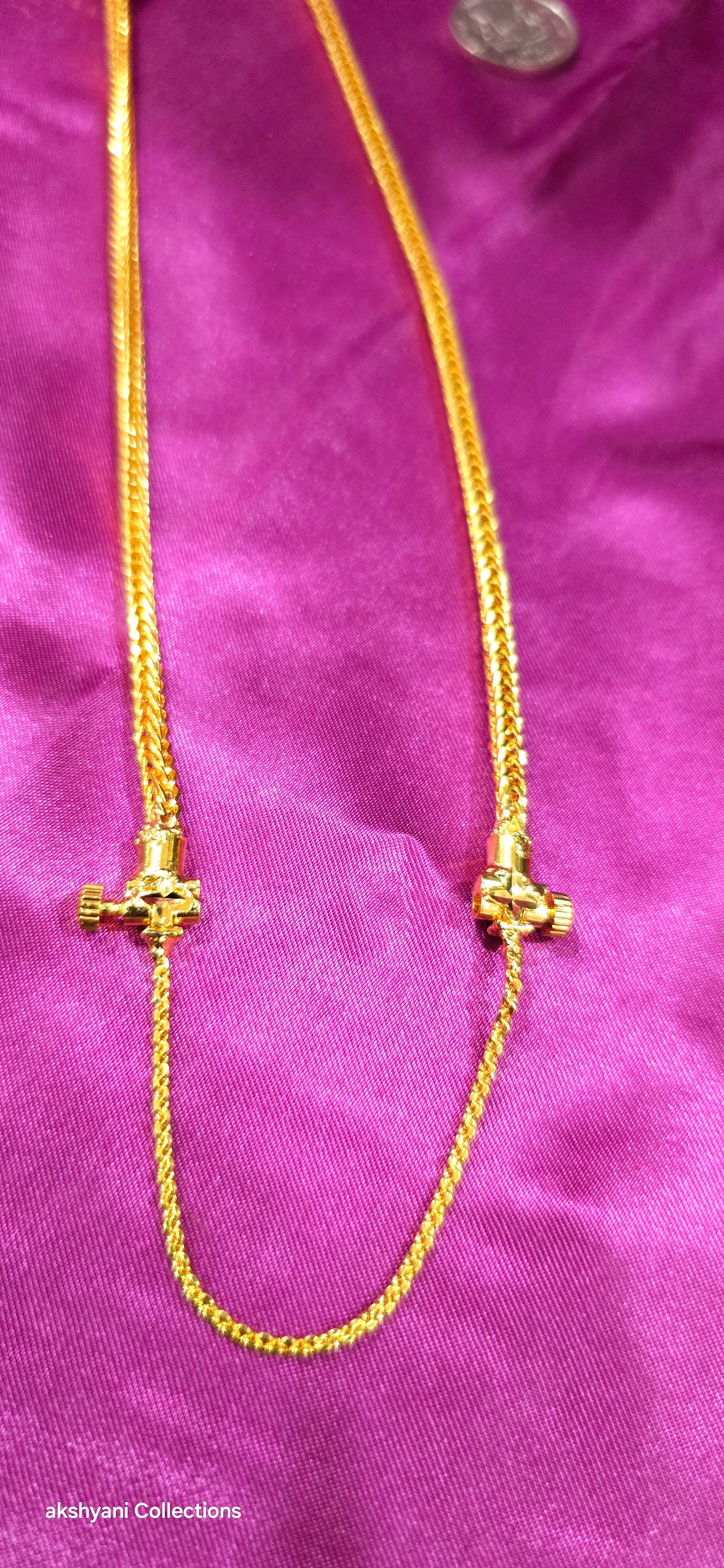 Codec665r ( 4 pawn) thickness thalikodi . Daily wear.  Not 916 gold. Box type
