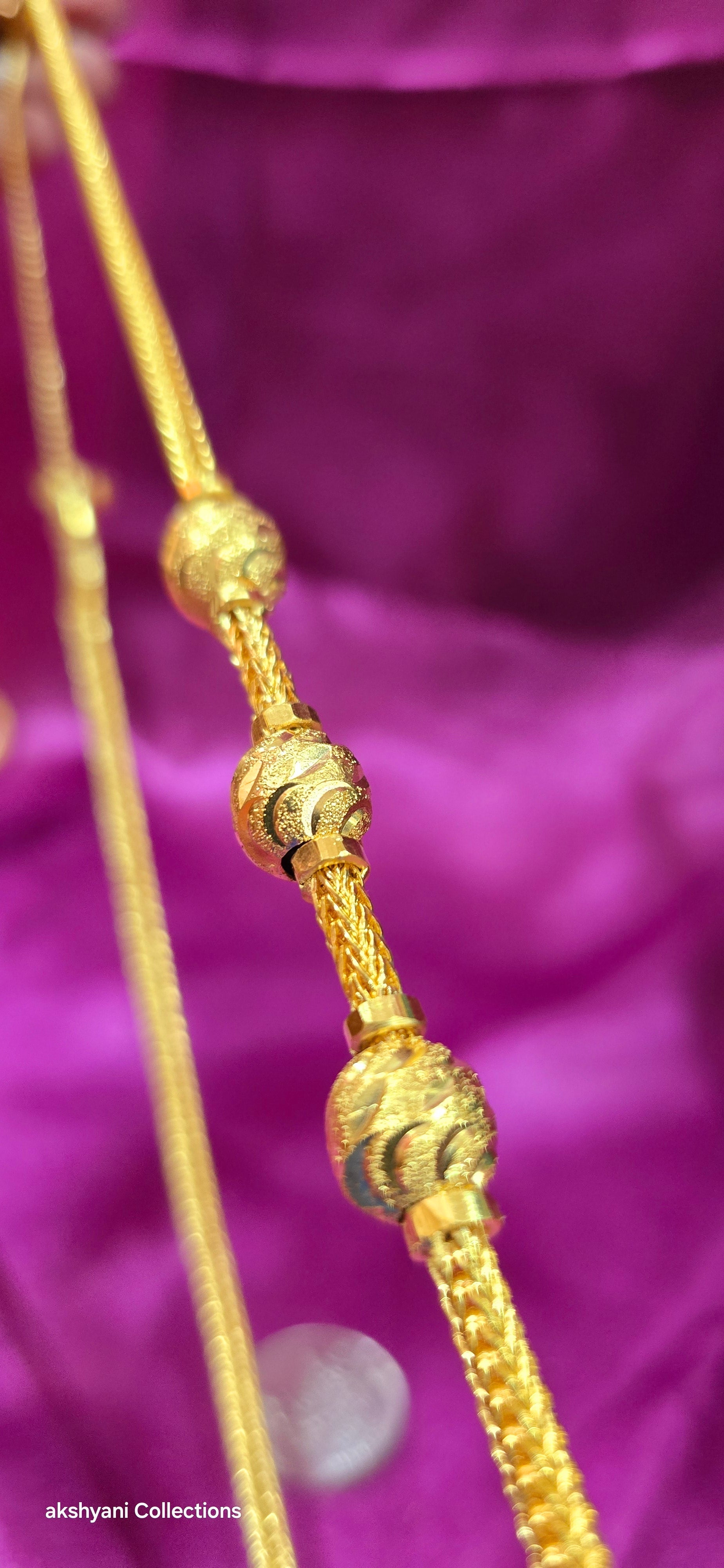 5  pawn thickness box  daily wear type of jewellery. Code 721. Not 916 gold.