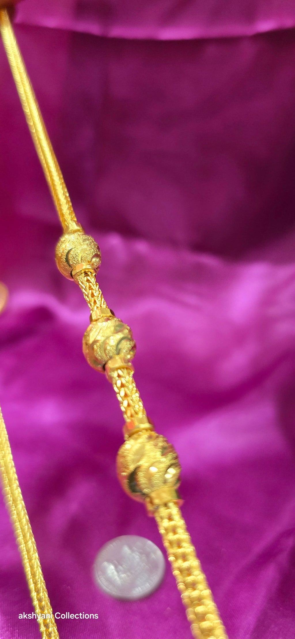 5  pawn thickness box  daily wear type of jewellery. Code 721. Not 916 gold.