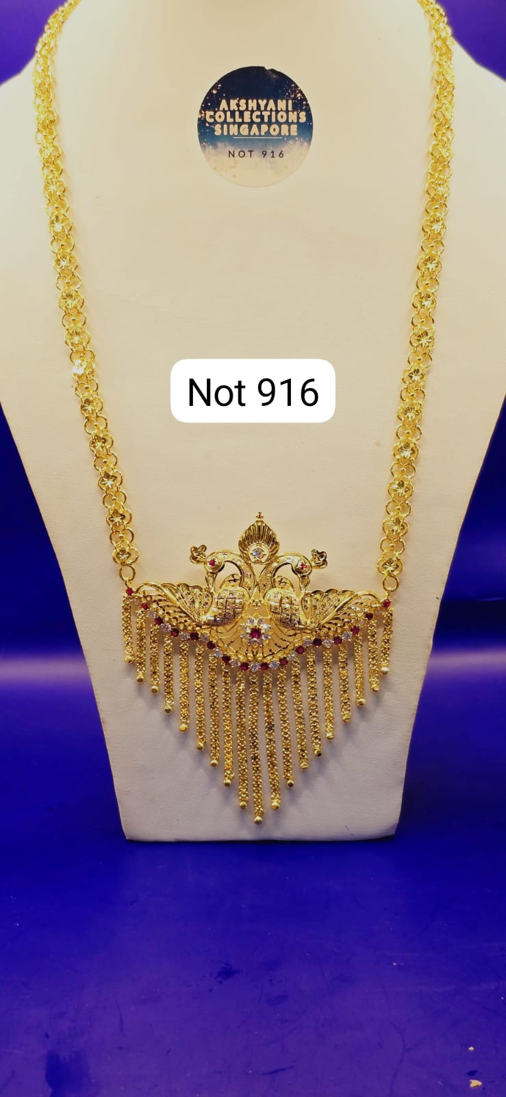 1 layer peacock  beauty. Code 632A. Not 916 gold. 24k electroplating items made in Singapore. Length 28 inches.