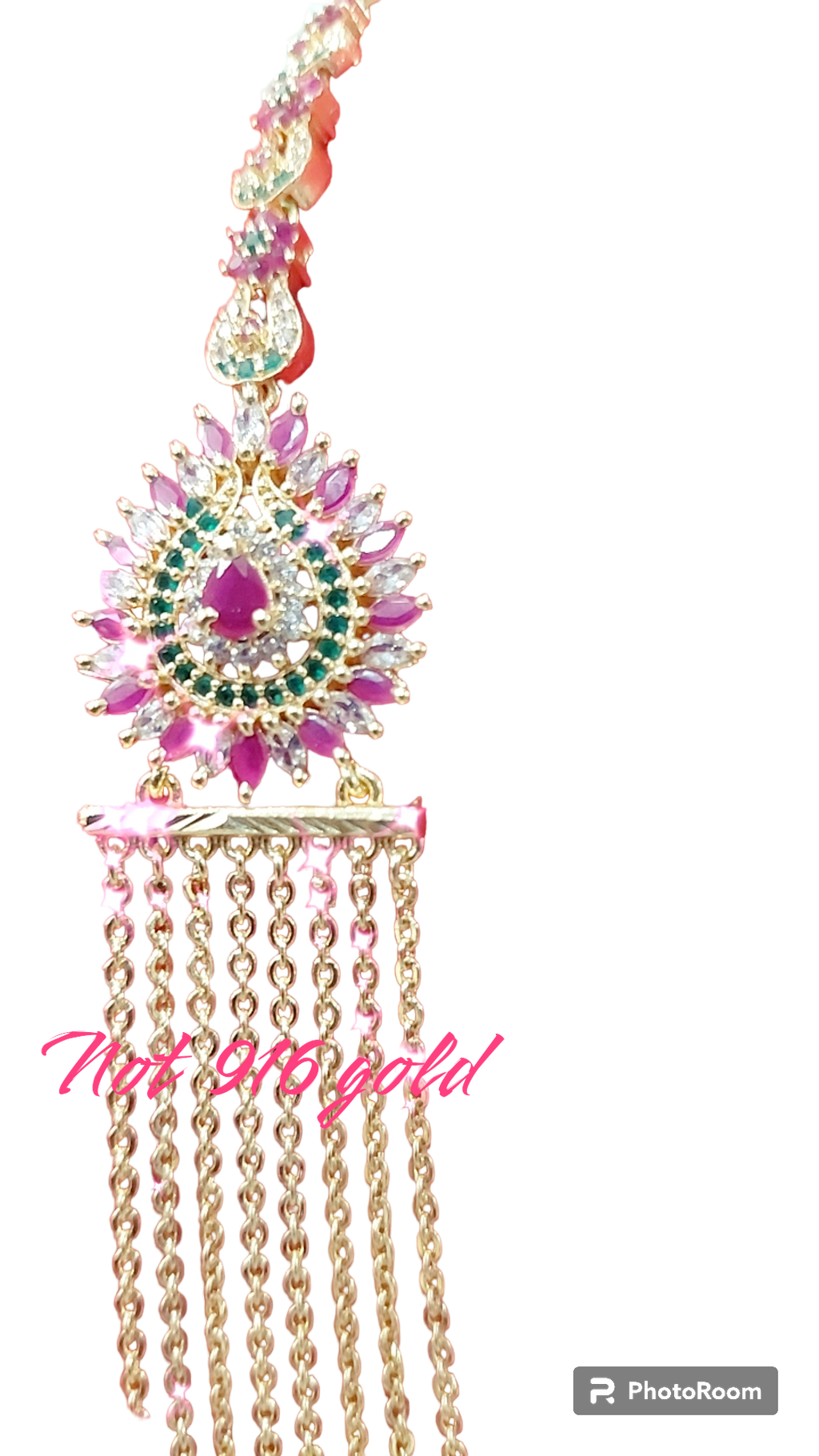 Brooch chain with layers chain