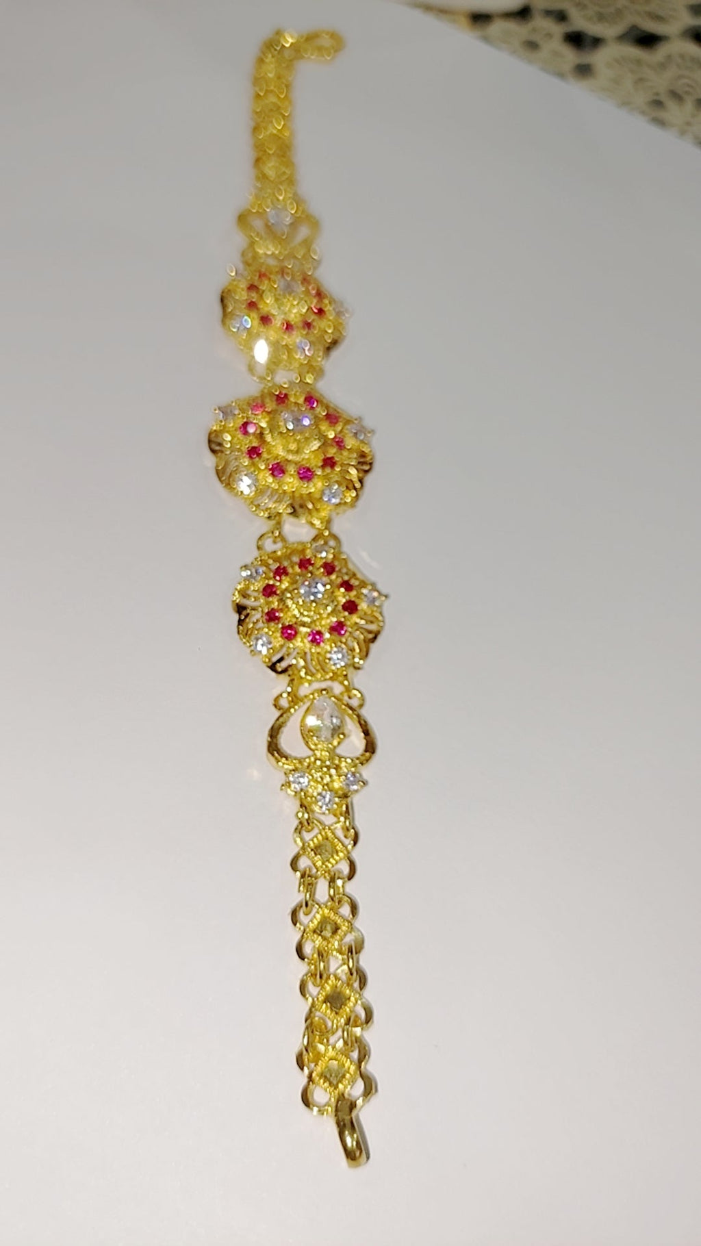 Bracelet not 916 gold bulat design