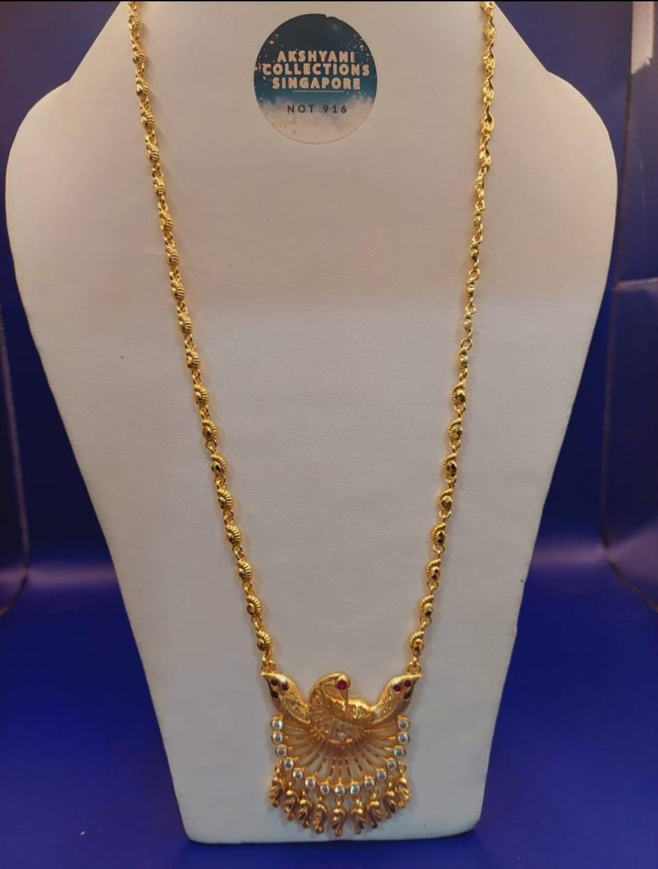 28 inches peacock paruppu chain. Functionwear type of jewellery.  NOT 916 GOLD. Code 0585